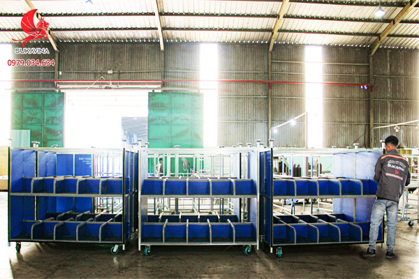 xe-trolley-cong-nghiep-sukavina 1.jpg (332 KB)